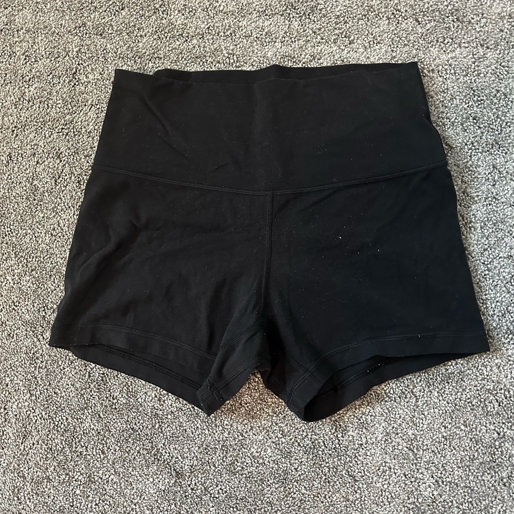 Lululemon black align shorts